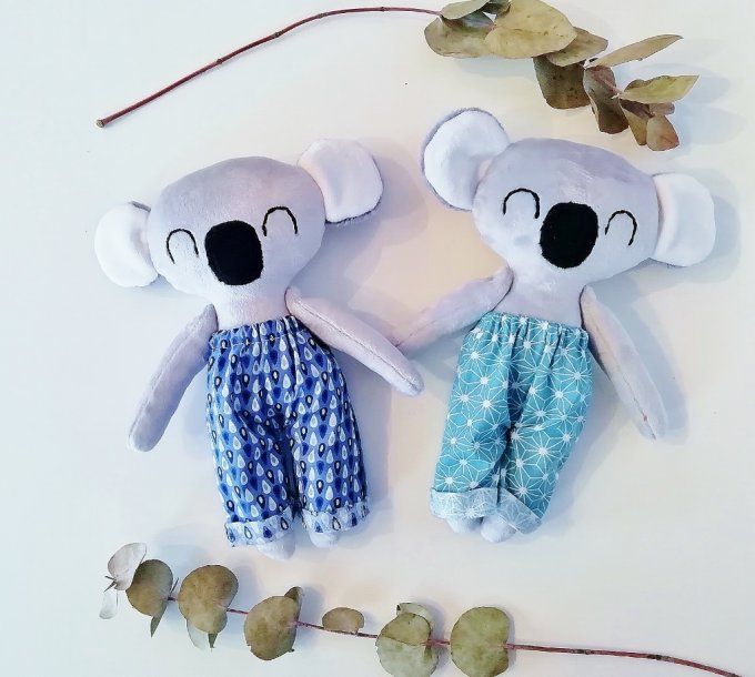 peluche doll koala pantalon bleu