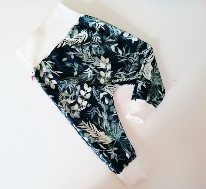 Sarouel 12 mois "feuilles" vert foncé