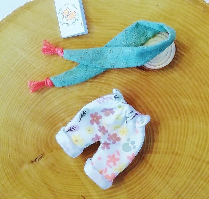 Tenue "fleurs" pastel
