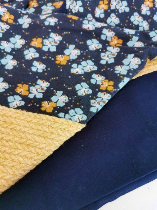 snood double fleurs bleu et moutarde